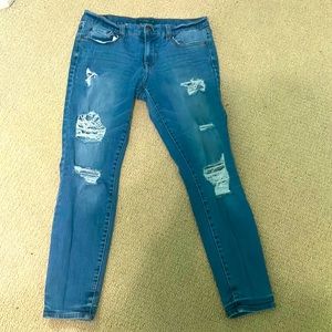 Aeropostale skinny, ripped, blue jeans